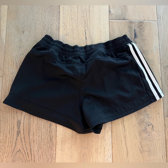 Adidas Primegreen Aeroready Shorts Striped Black Women Medium Gym Lounge Sport - Picture 7 of 7